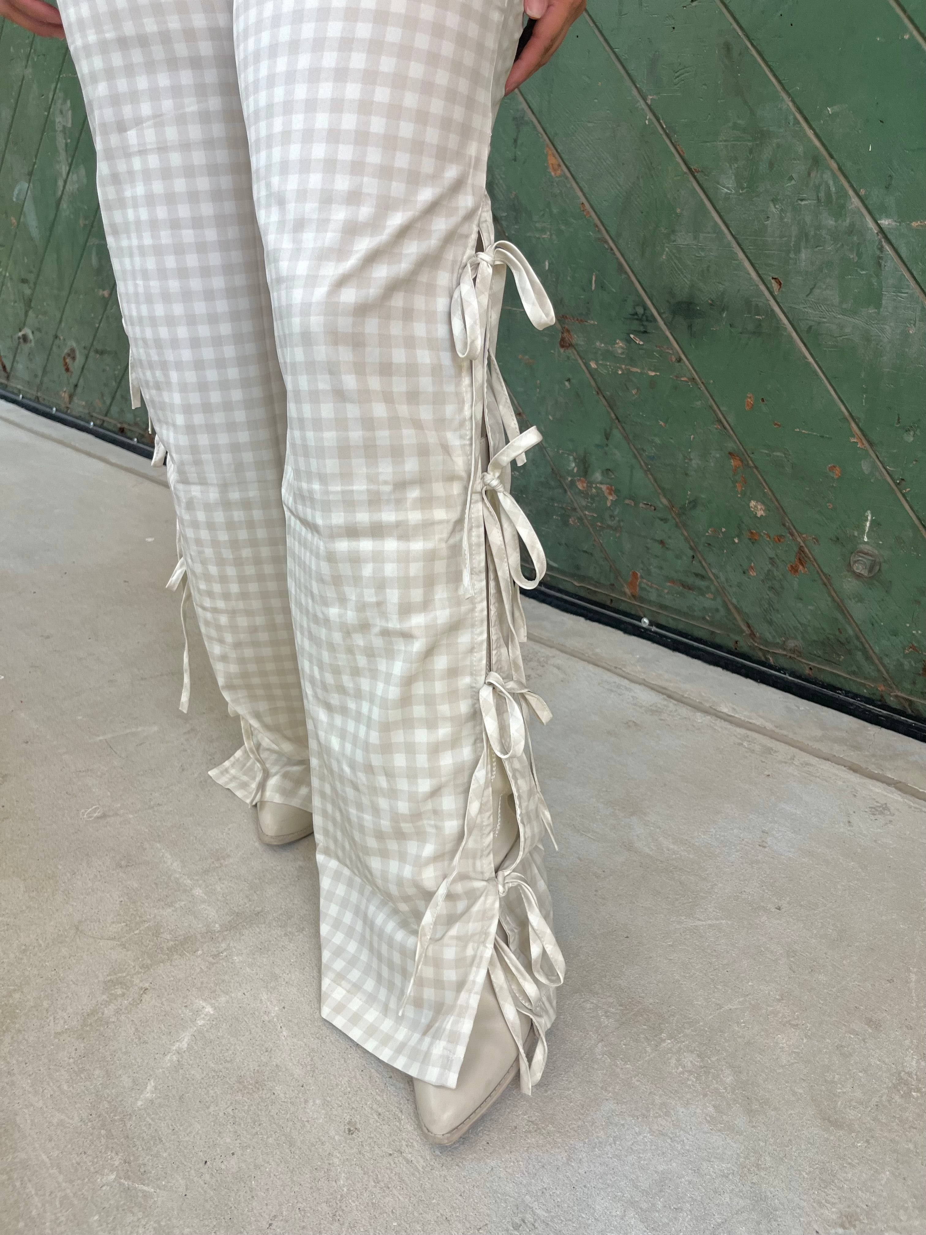 She’s Girly Side Bow Stretch Pants