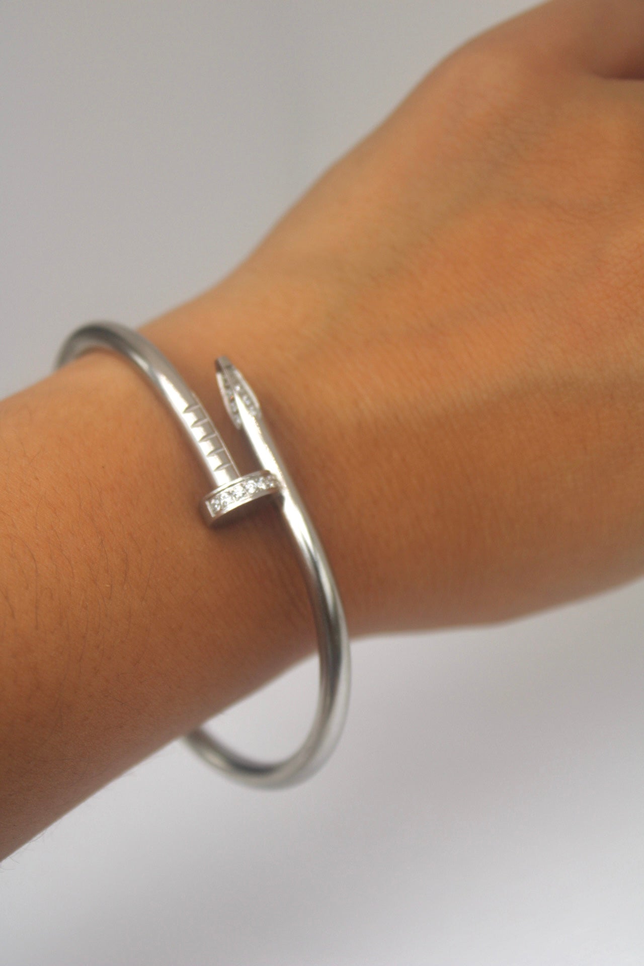 Luxe Nail Diamond Bangle