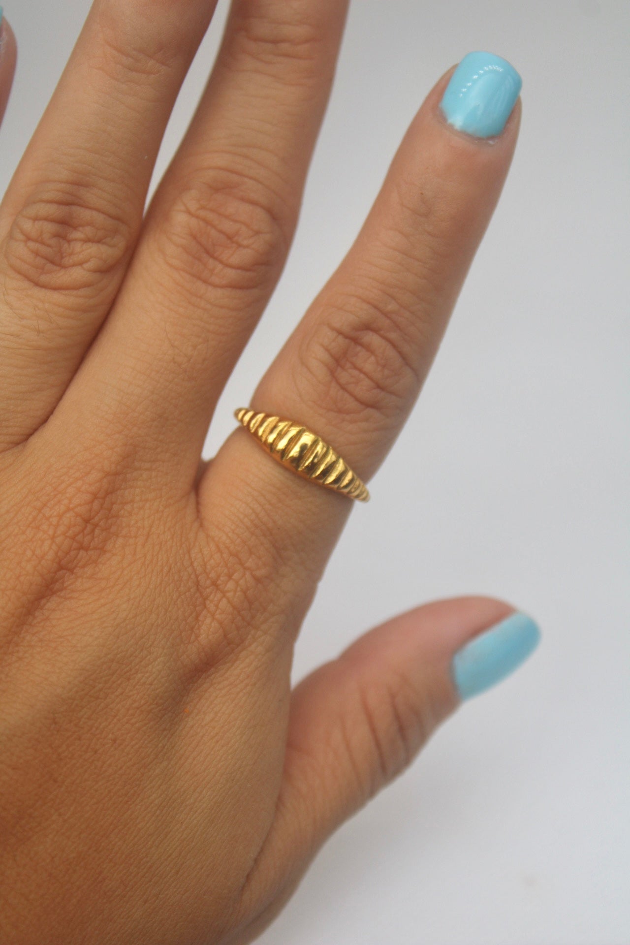 Avery Textured Ring