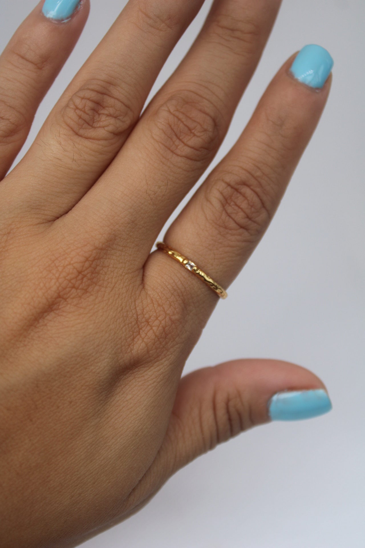 Misty Dainty Diamond Ring