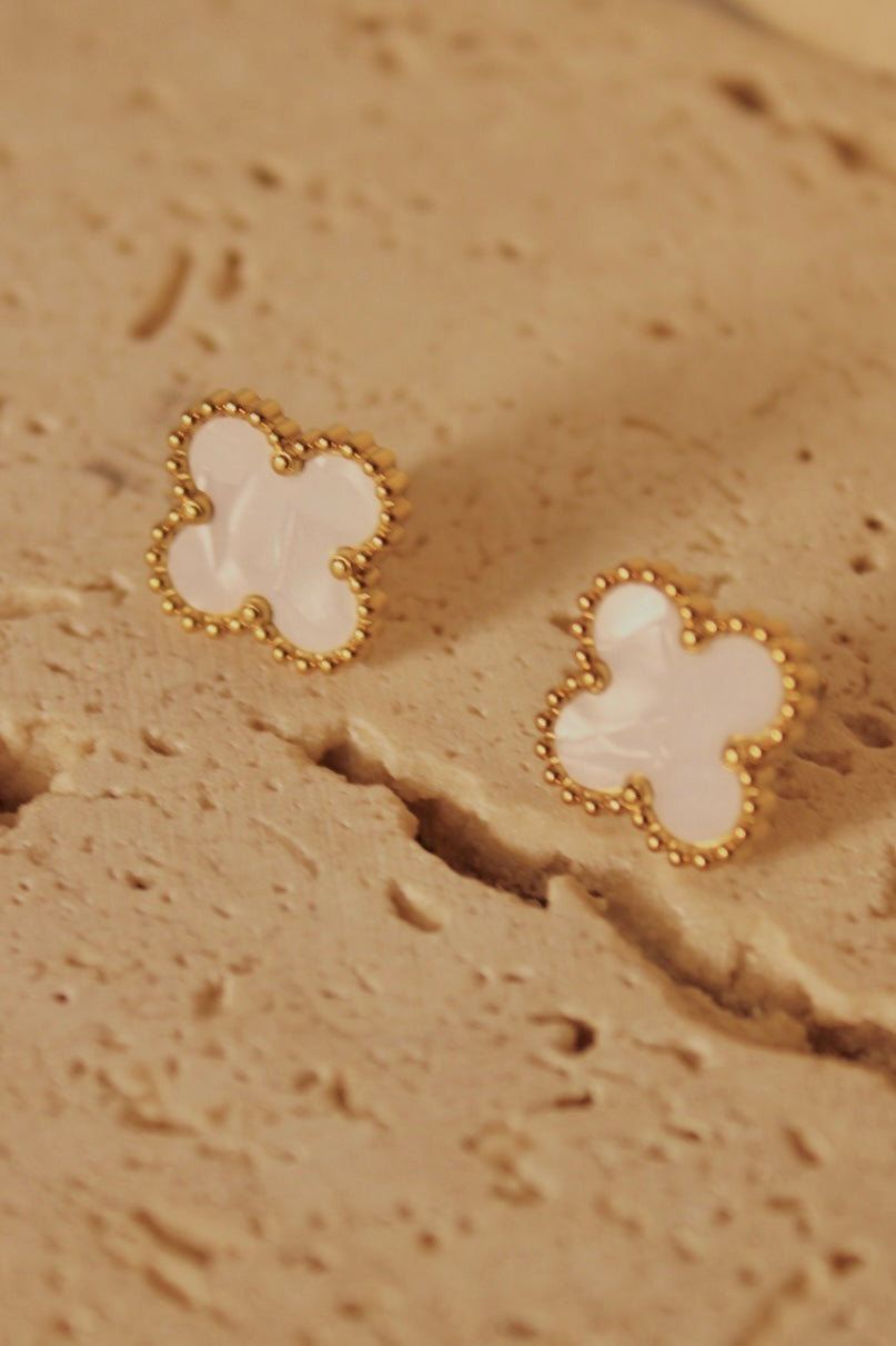 Lexus Vintage Clover Stud Earrings