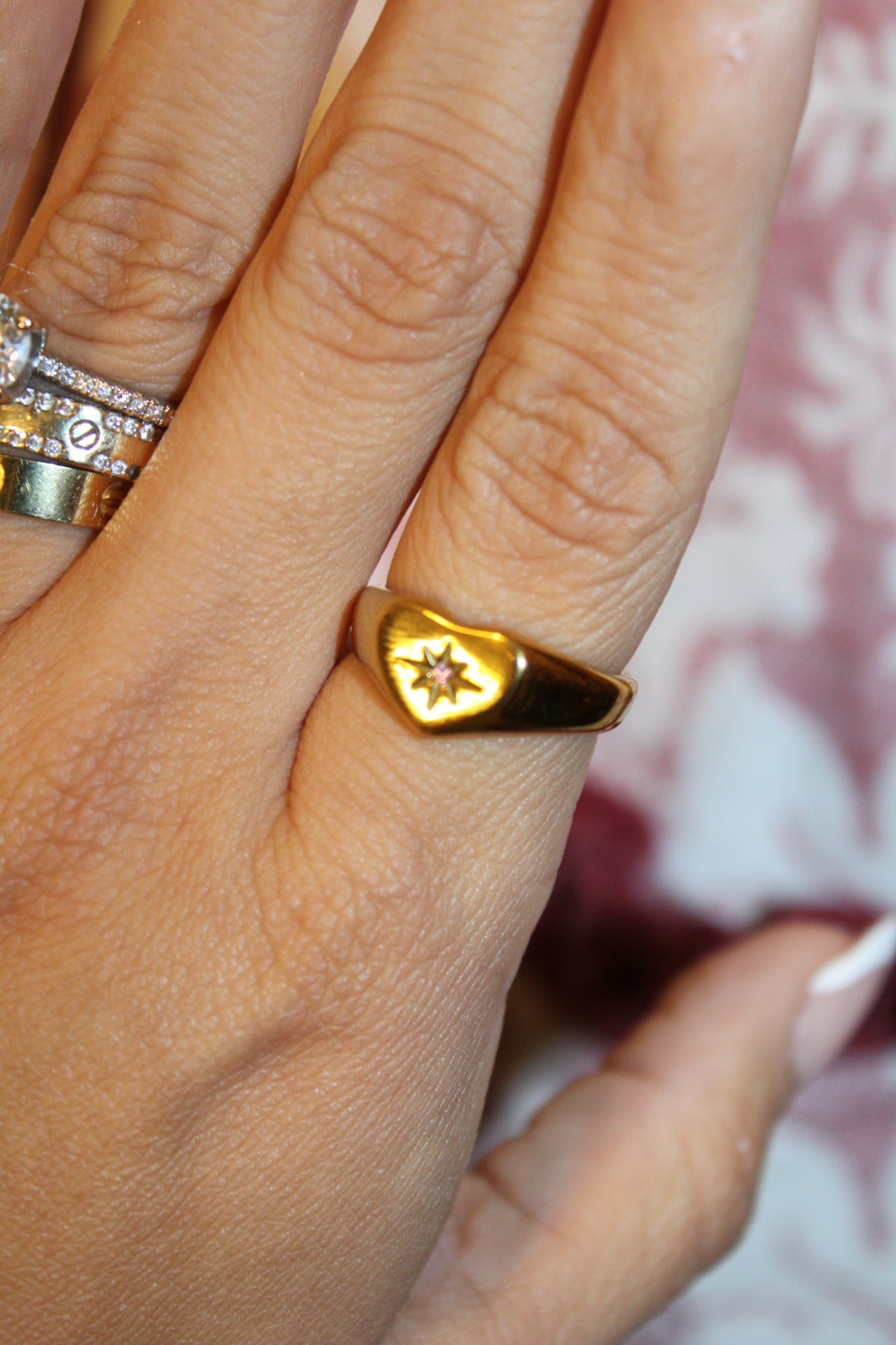 Les Brilla Corazones Ring