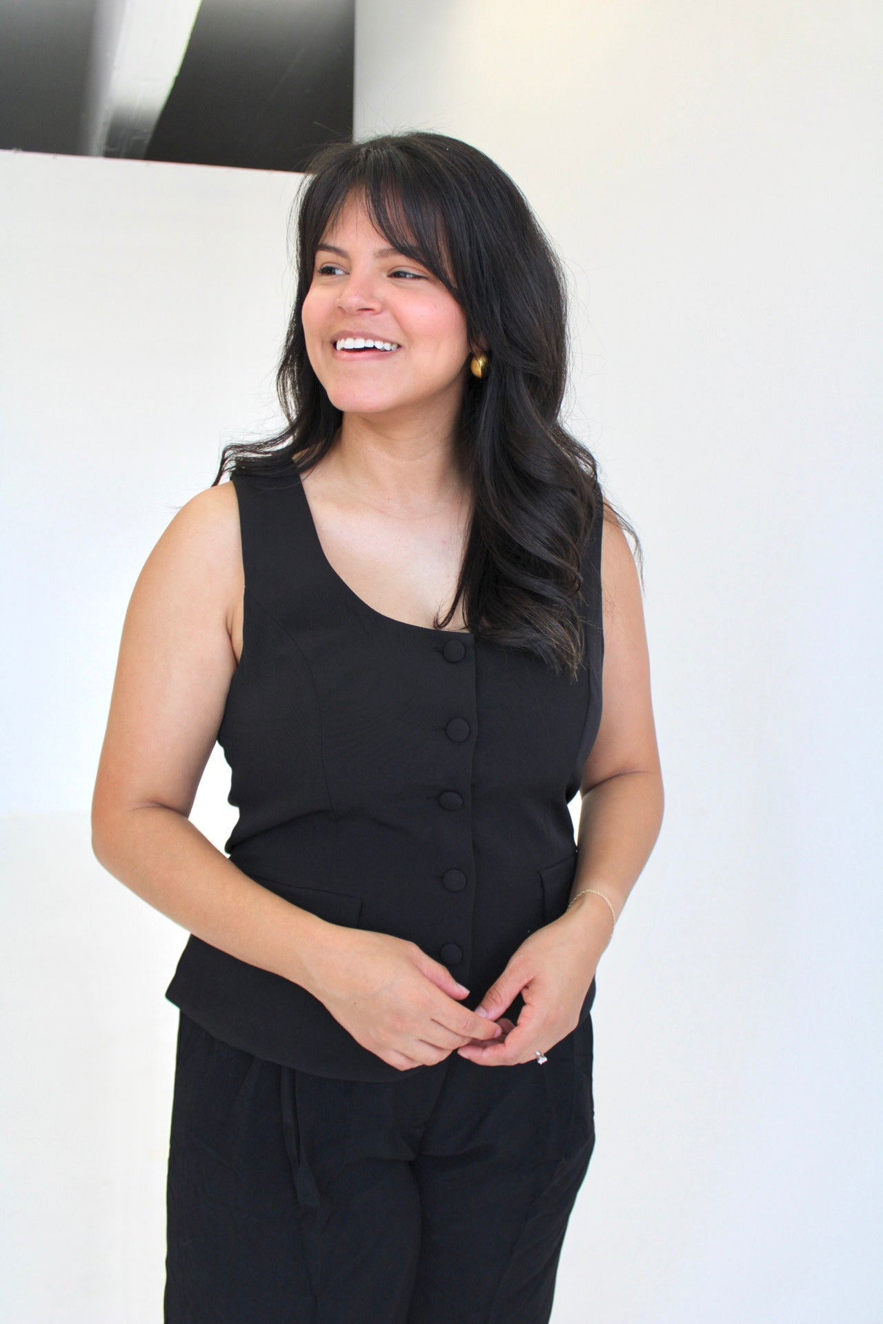 Sleek and Chic Scoop Neck Top