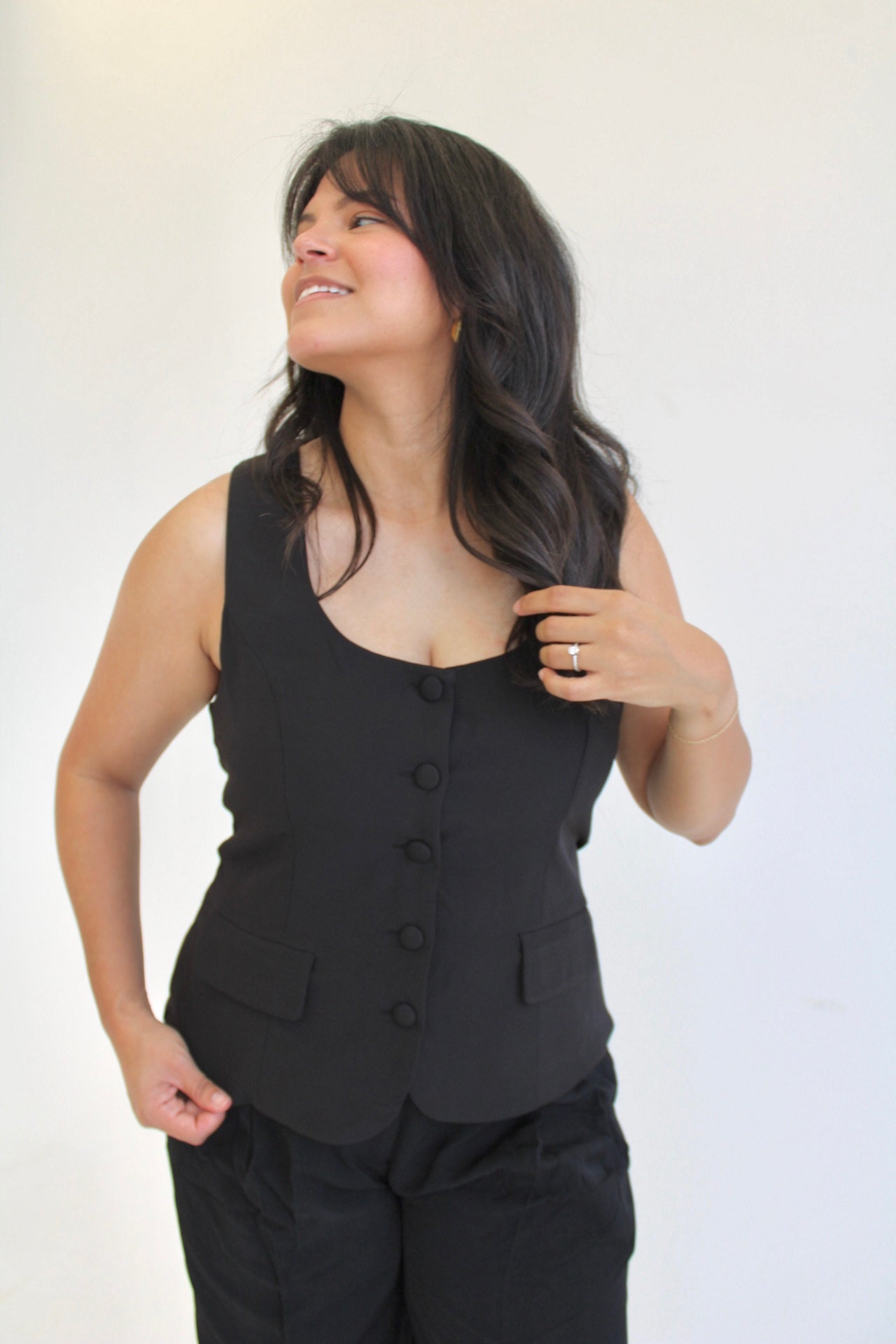 Sleek and Chic Scoop Neck Top