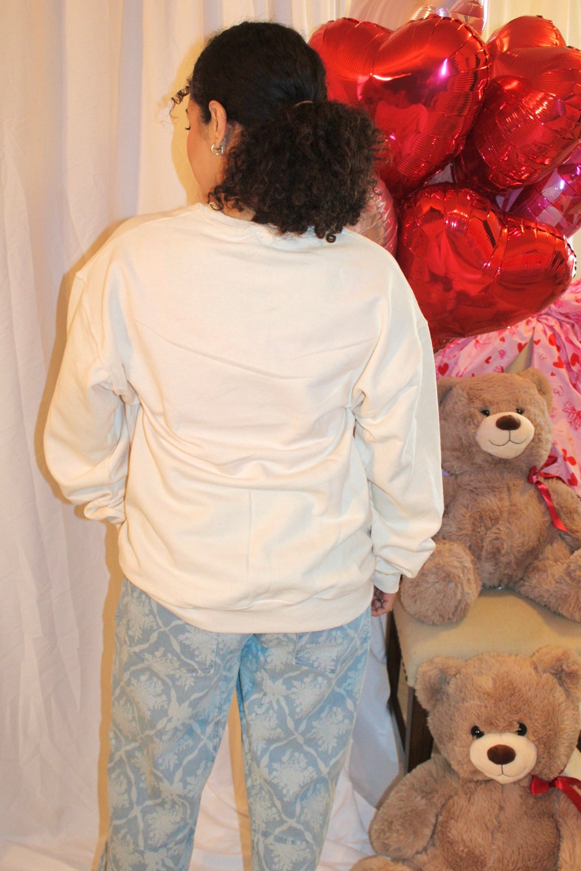 Corazones y Cafecito Bear Iced Coffee Sweatshirt