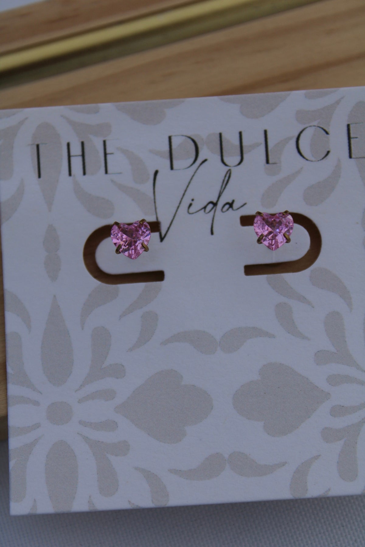 Daisy Diamond Heart Flatback Studs