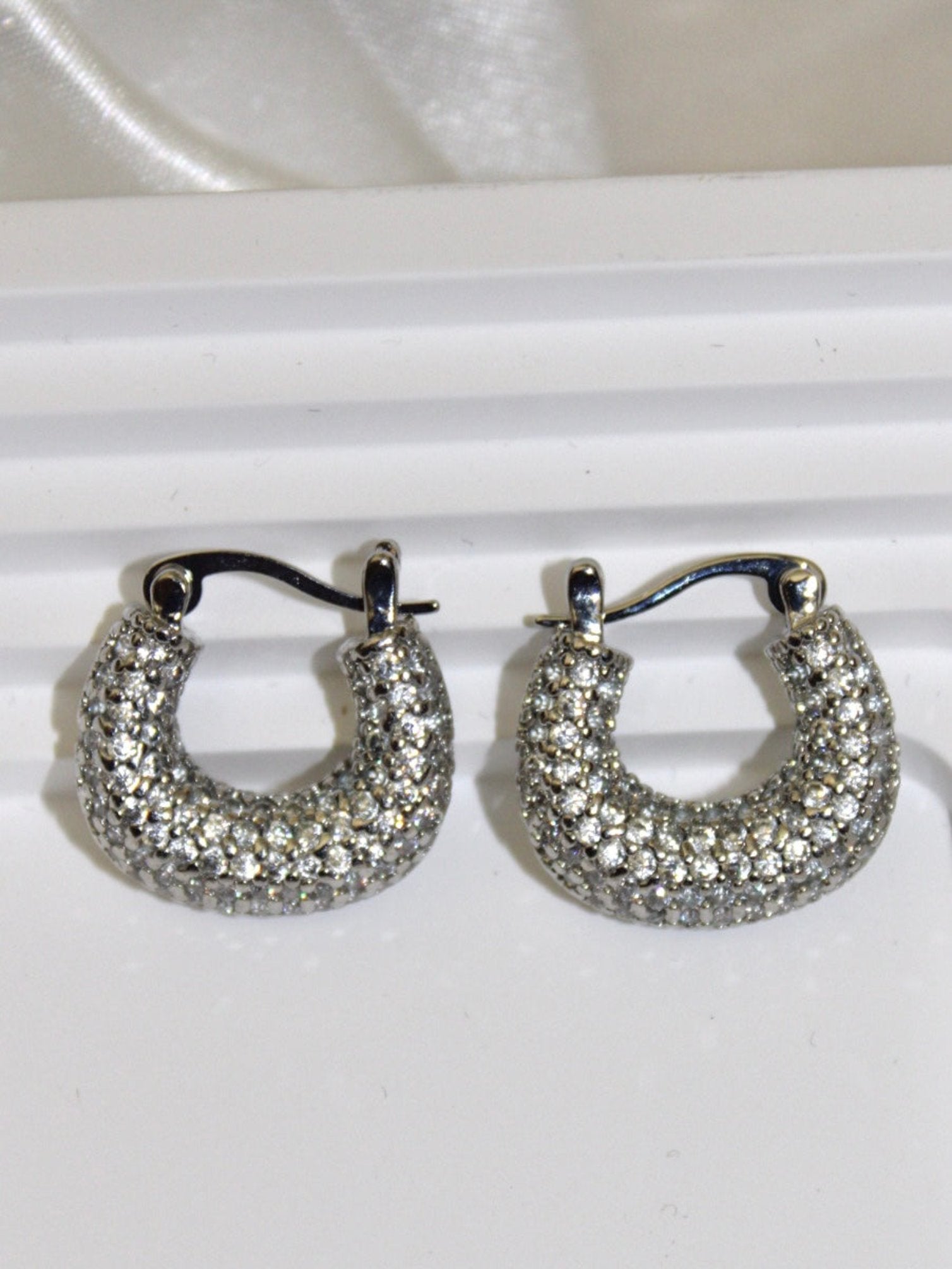 Elizabeth Glam Diamond Hoops