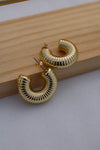 Cely Textured Studs