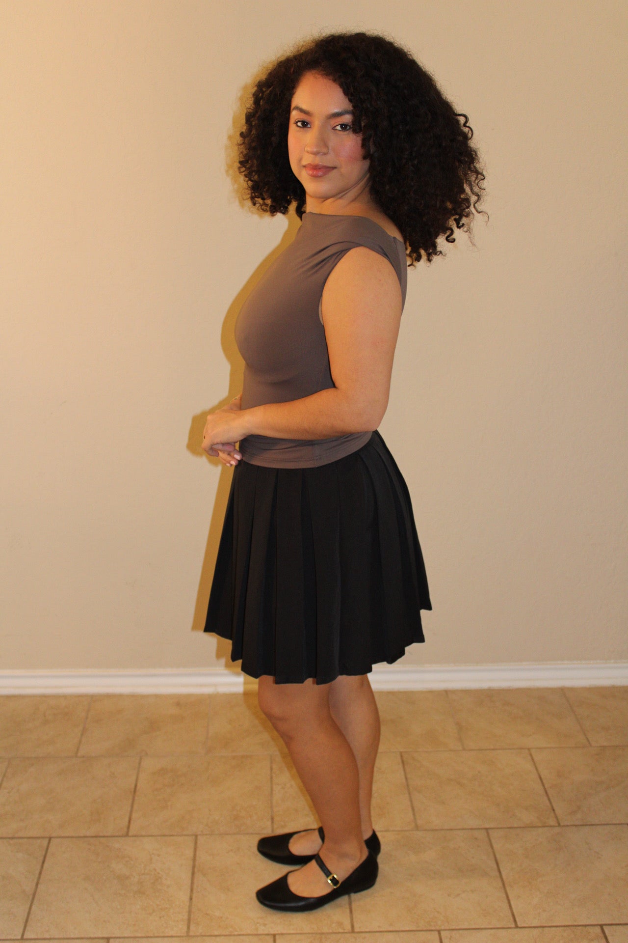 Celia Contour Versatile Top