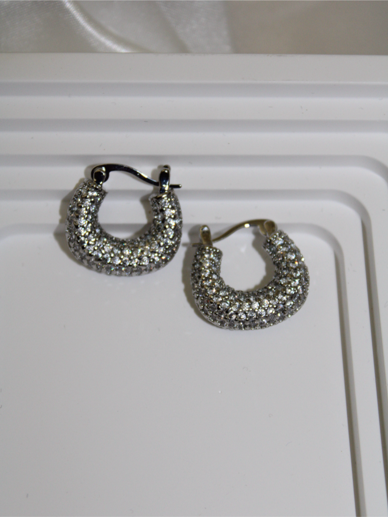 Elizabeth Glam Diamond Hoops