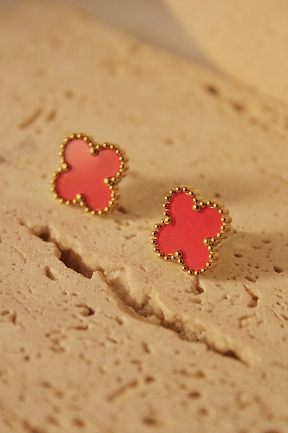 Lexus Vintage Clover Stud Earrings