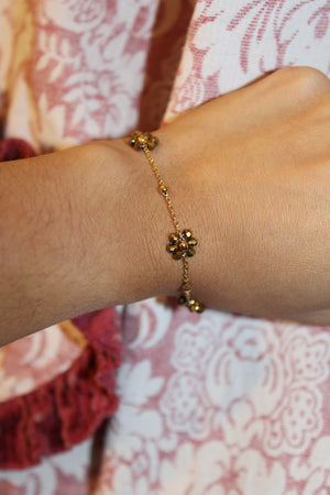 Floral Gardenia Bead Bracelet