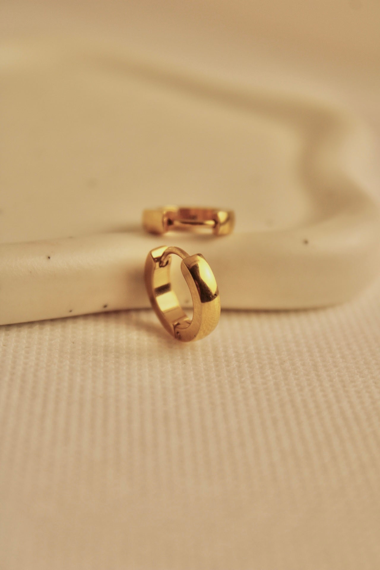 Susie O Huggie Hoops